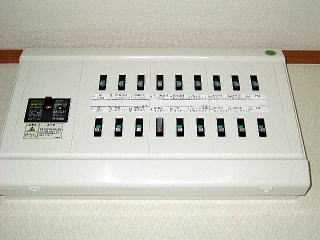 奈良県桜井市木造注文一戸建分電盤、配電盤、ブレーカー、設備、電気 奈良県桜井市木造注文一戸建分電盤、配電盤、ブレーカー、設備、電気